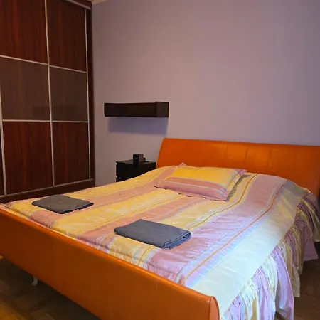 Spacious Two-room In Daire