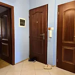 Spacious Two-room In * פראג